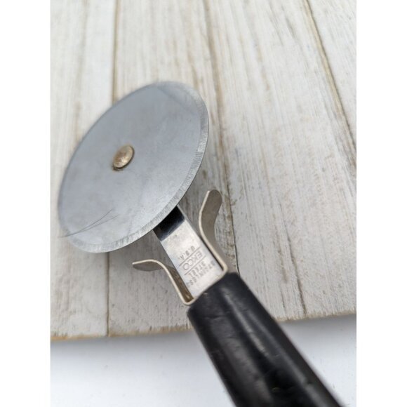 Ekco Pizza Cutter #6 Blade 2 5/8" Diameter 8" USA Stainless Steel Black - Picture 7 of 7